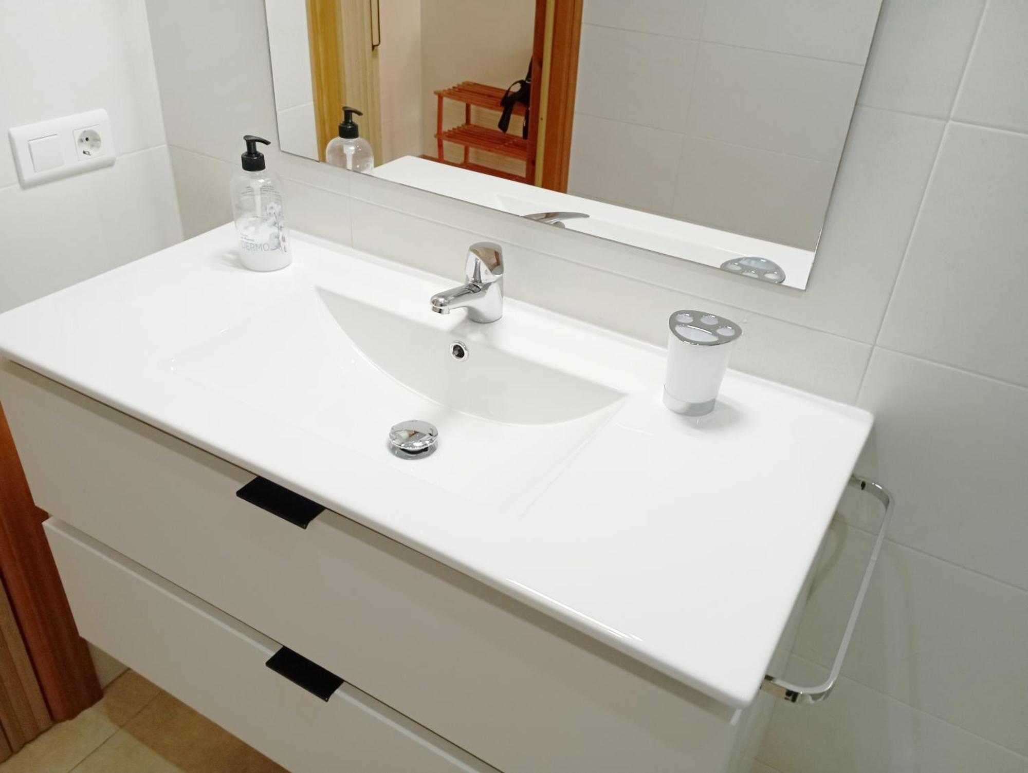 Apartamento Con Vistas En Нерха Номер фото
